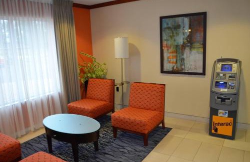 Algoma District Hotel | Fairfield Inn & Suites by Marriott Sault Ste. Marie