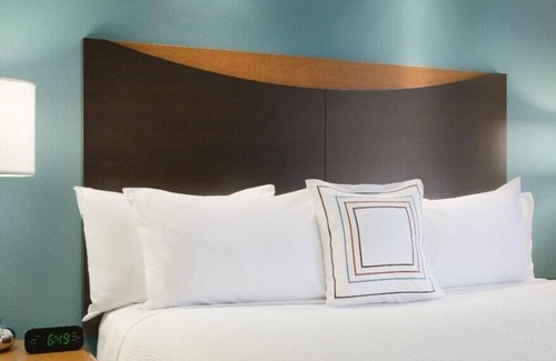 Rockrimmon Hotel | Fairfield Inn & Suites Colorado Springs Air Force Academy