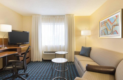 Rockrimmon Hotel | Fairfield Inn & Suites Colorado Springs Air Force Academy