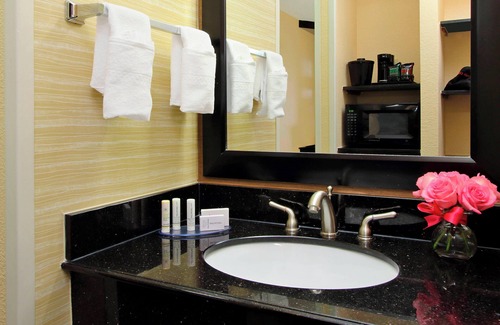 Southwest Colorado Springs Hotel | Fairfield Inn & Suites by Marriott Colorado Springs South