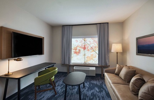 Missouri City Hotel | Fairfield Inn & Suites by Marriott Houston Missouri City