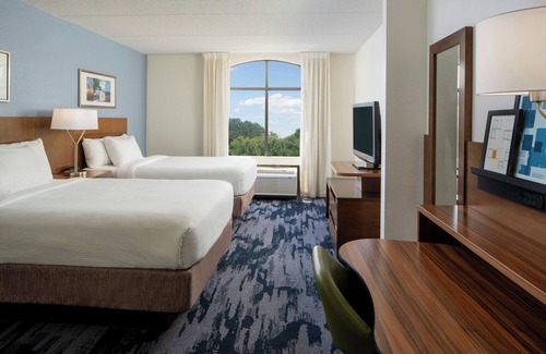 College Park Hotel | Fairfield Inn & Suites Atlanta Airport South/Sullivan Road