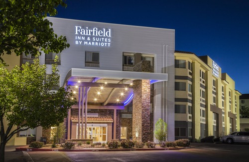 Victory Hills Hotel | Fairfield Inn & Suites by Marriott Albuquerque Airport