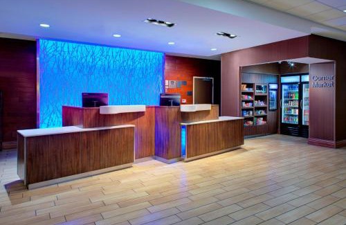 Greenacres Hotel | Fairfield Inn & Suites by Marriott Bakersfield North/Airport