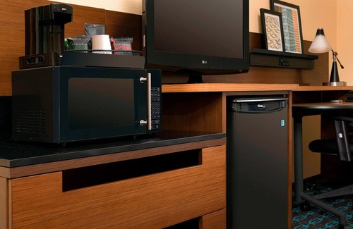Channelview Hotel | Fairfield Inn & Suites by Marriott Channelview