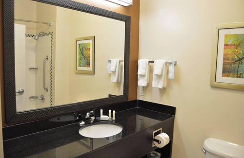 Channelview Hotel | Fairfield Inn & Suites by Marriott Channelview