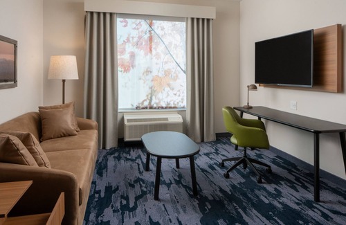 Huntsville Hotel | Fairfield Inn & Suites by Marriott Huntsville Redstone Gateway