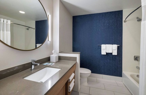 Hillview Hotel | Fairfield Inn & Suites by Marriott Louisville Shepherdsville