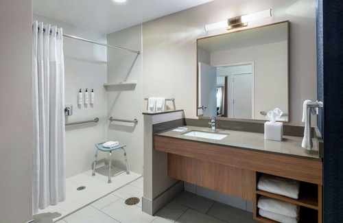 Hillview Hotel | Fairfield Inn & Suites by Marriott Louisville Shepherdsville