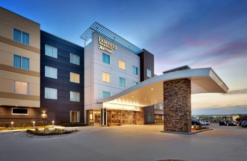 Springfield Hotel | Fairfield Inn & Suites by Marriott Springfield North