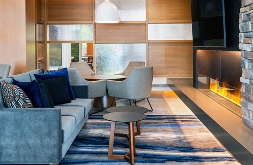 North Bay Hotel | Fairfield Inn & Suites by Marriott North Bay