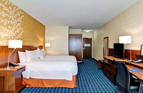 Kamloops Hotel | Fairfield Inn & Suites by Marriott Kamloops