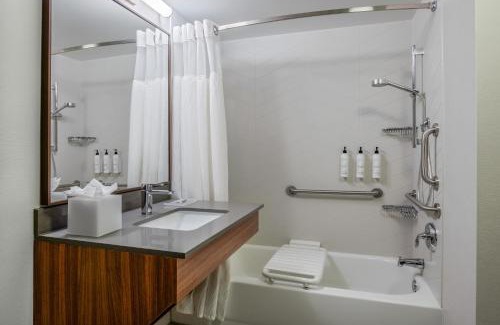 Brunswick Hotel | Fairfield Inn & Suites by Marriott Brunswick Freeport