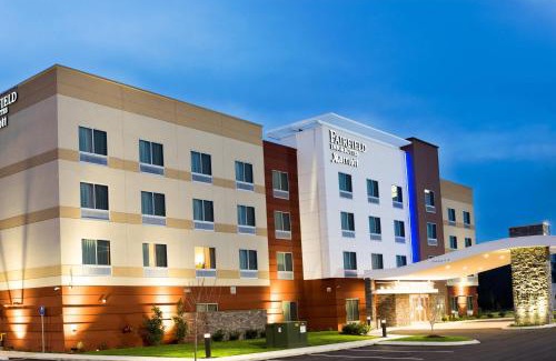 Dickson Hotel | Fairfield Inn & Suites by Marriott Dickson