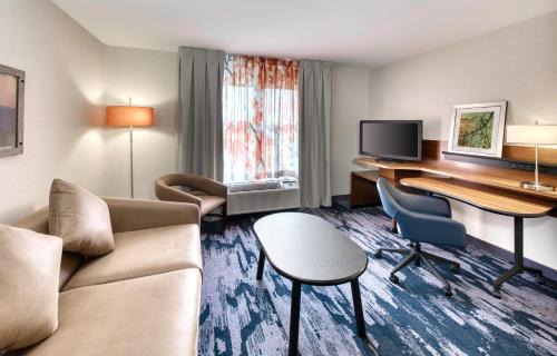 Moncton Hotel | Fairfield Inn & Suites by Marriott Moncton