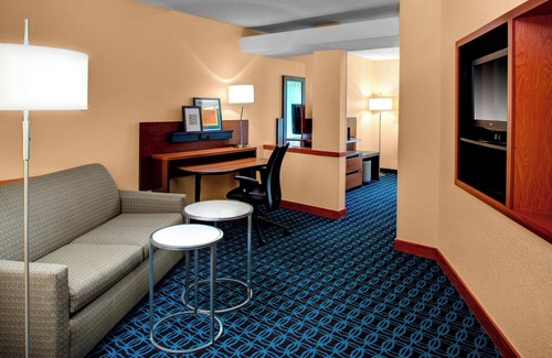 Emporia Hotel | Fairfield Inn & Suites by Marriott - Emporia