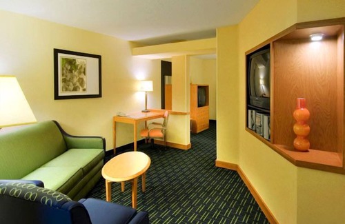 Emporia Hotel | Fairfield Inn & Suites by Marriott - Emporia