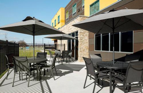 Salina Hotel | Fairfield Inn & Suites by Marriott Salina