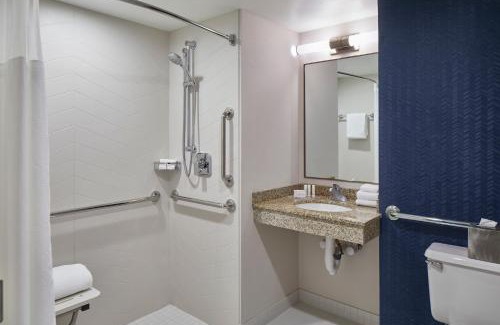 Newtonville Hotel | Fairfield Inn & Suites by Marriott Albany Airport