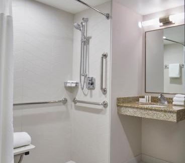 Newtonville Hotel | Fairfield Inn & Suites by Marriott Albany Airport