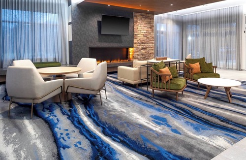 Sherwood Manor Hotel | Fairfield Inn & Suites by Marriott Springfield Enfield