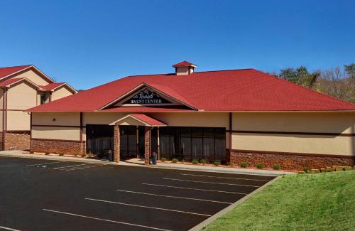 Helen Hotel | Fairfield Inn & Suites by Marriott Helen