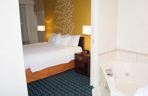 Butler Hotel | Fairfield Inn & Suites by Marriott Butler