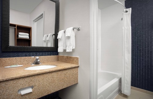 Victory Hills Hotel | Fairfield Inn & Suites by Marriott Albuquerque Airport