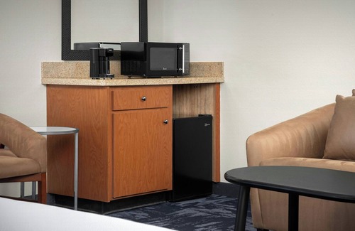 Victory Hills Hotel | Fairfield Inn & Suites by Marriott Albuquerque Airport