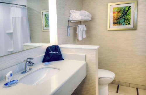 Princeton Hotel | Fairfield Inn & Suites by Marriott Princeton