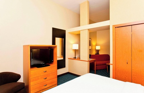 Winchester Hotel | Fairfield Inn & Suites by Marriott Winchester