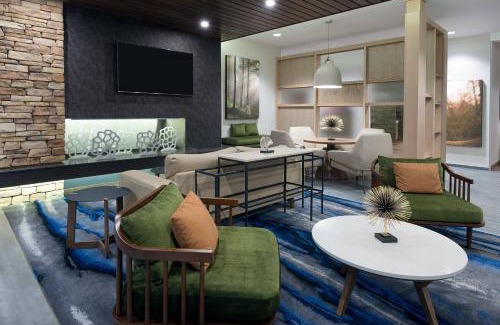 Monroe Hotel | Fairfield Inn & Suites Charlotte Monroe