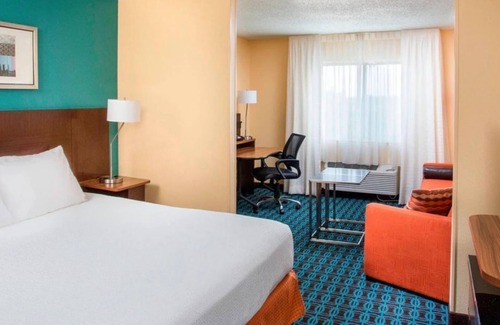 Tinley Park Hotel | Fairfield Inn & Suites Chicago Tinley Park