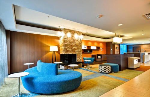 Dallas Design District Hotel | Fairfield Inn & Suites Dallas Medical/Market Center