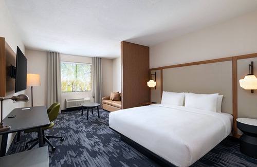 Hillsboro Hotel | Fairfield Inn & Suites Hillsboro