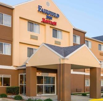 Holland Hotel | Fairfield Inn & Suites Holland