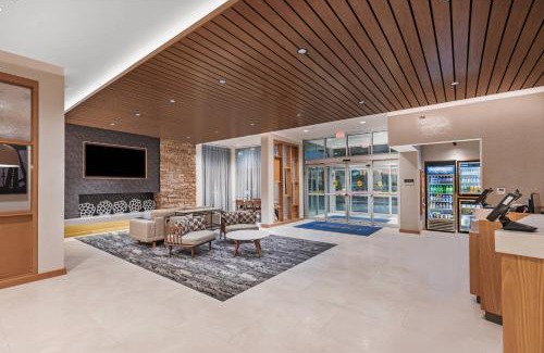 Energy Corridor Hotel | Fairfield Inn & Suites Houston Memorial City Area