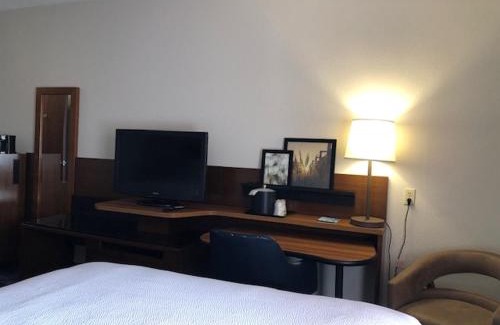 Southeast Houston Hotel | Fairfield Inn & Suites Houston Hobby Airport