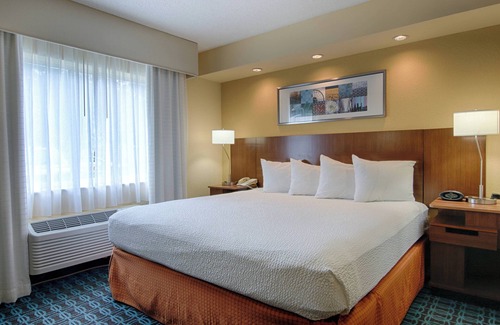 Northside Hotel | Fairfield Inn & Suites Jacksonville Airport