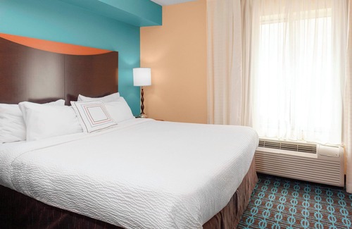 Seymour Hotel | Fairfield Inn & Suites Seymour