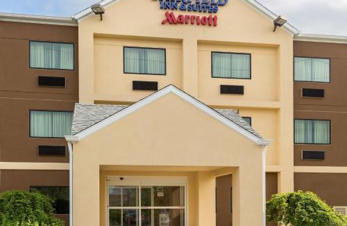 Springfield Hotel | Fairfield Inn & Suites Springfield