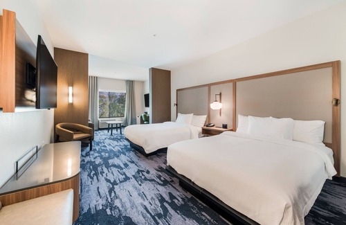 Hillvale Hotel | Fairfield Inn & Suites by Marriott Knoxville Clinton