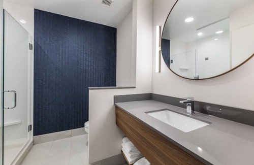 Hillvale Hotel | Fairfield Inn & Suites by Marriott Knoxville Clinton