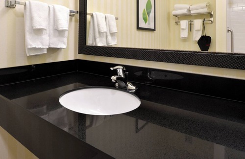 Southwest Area Hotel | Fairfield Inn & Suites Cedar Rapids