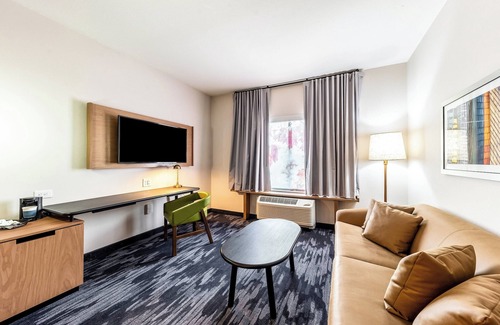 Gainesville Hotel | Fairfield Inn & Suites by Marriott Gainesville I-35