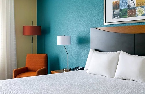 Quincy Hotel | Fairfield Inn & Suites Quincy