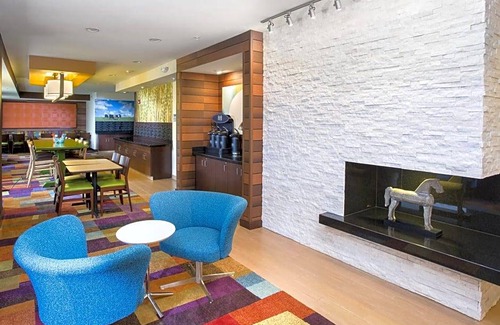 Quincy Hotel | Fairfield Inn & Suites Quincy