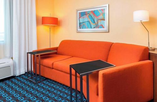 Victoria Hotel | Fairfield Inn & Suites Victoria