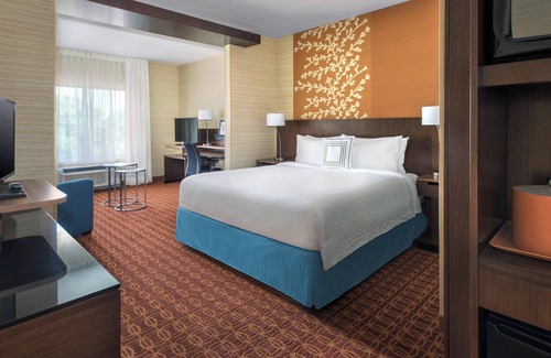 New Castle Hotel | Fairfield Inn & Suites Wilmington New Castle