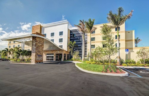 Delray Beach Hotel | Fairfield Inn & Suites by Marriott Delray Beach I-95